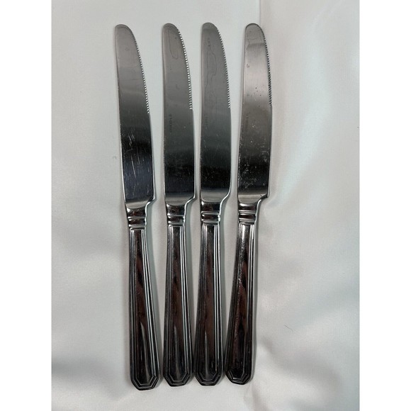 Oneida Stainless 9” Dinner Knives‎ Set Of 4 - Picture 1 of 11